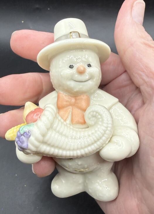 Lenox Other - Lenox 2000 12 Months of Snowmen November Harvest Snowman Figurine LO31